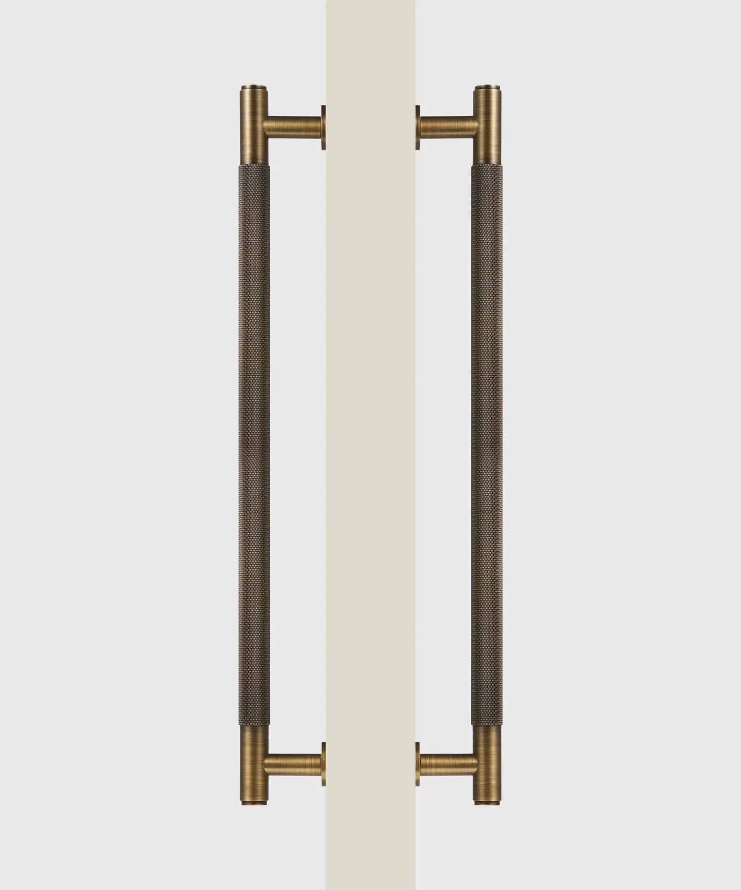 ARISTO Solid Brass Knurled Door Pull Handle