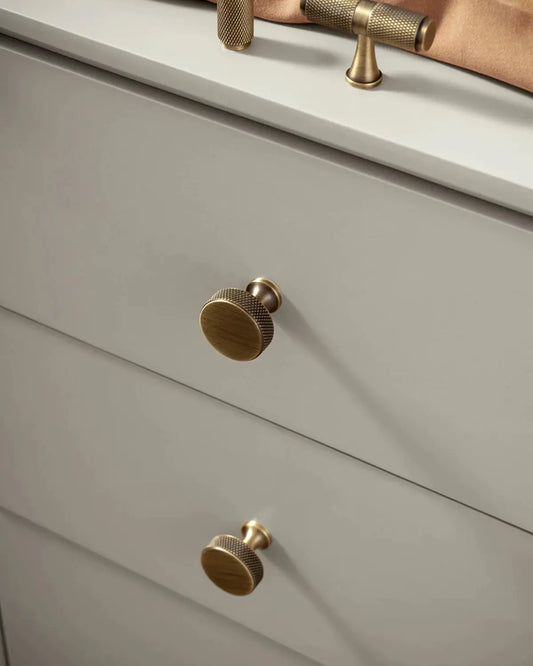 BANBURY Knurled Brass Cabinet & Drawer Knob