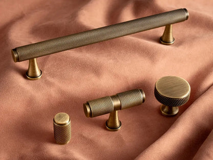 BANBURY Knurled Brass Cabinet & Drawer Knob