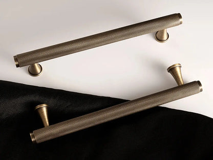 BANBURY Knurled Antique Brass Kitchen & Cabinet Handle