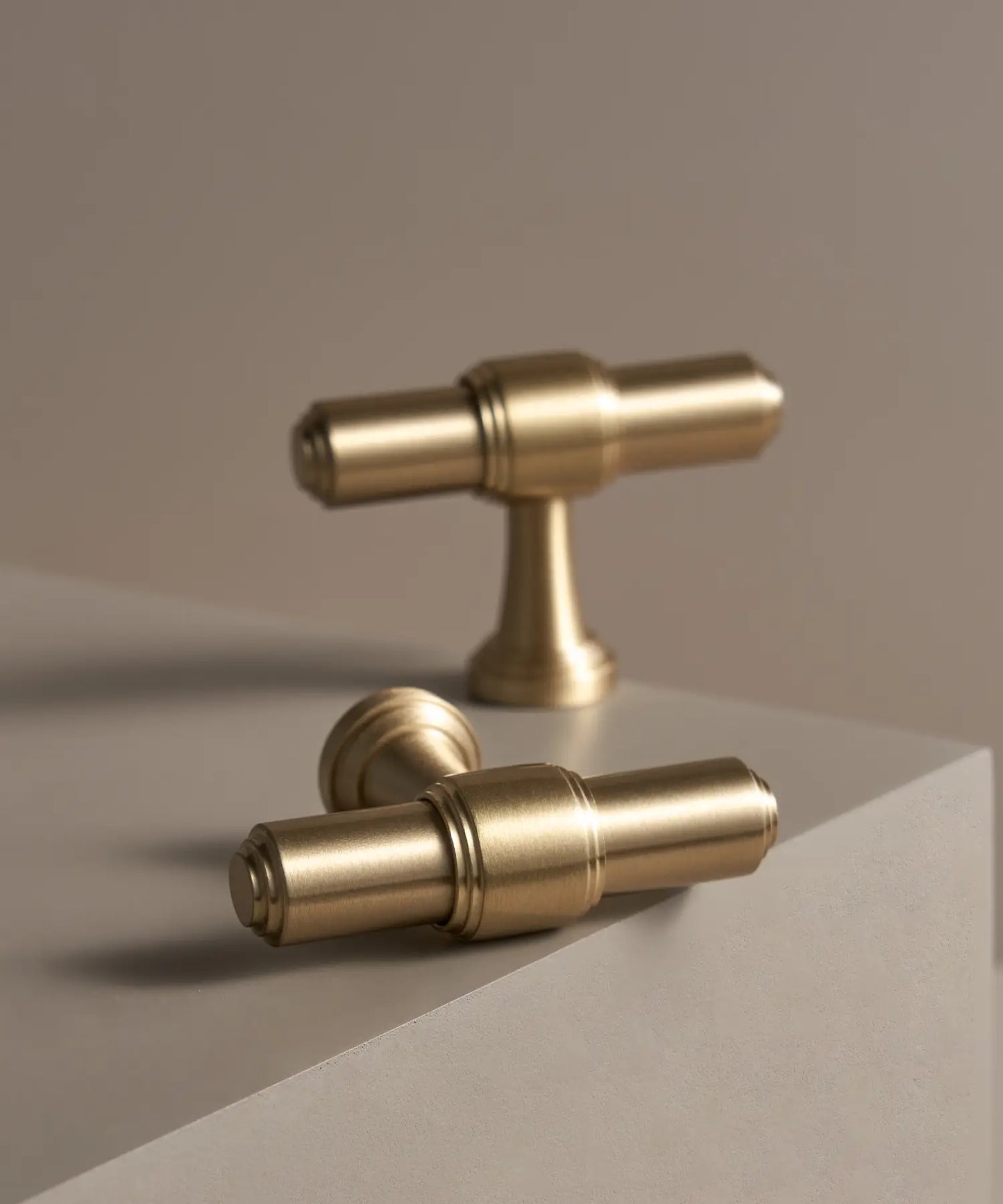 BRISTOL Solid Brass T-Bar Handle