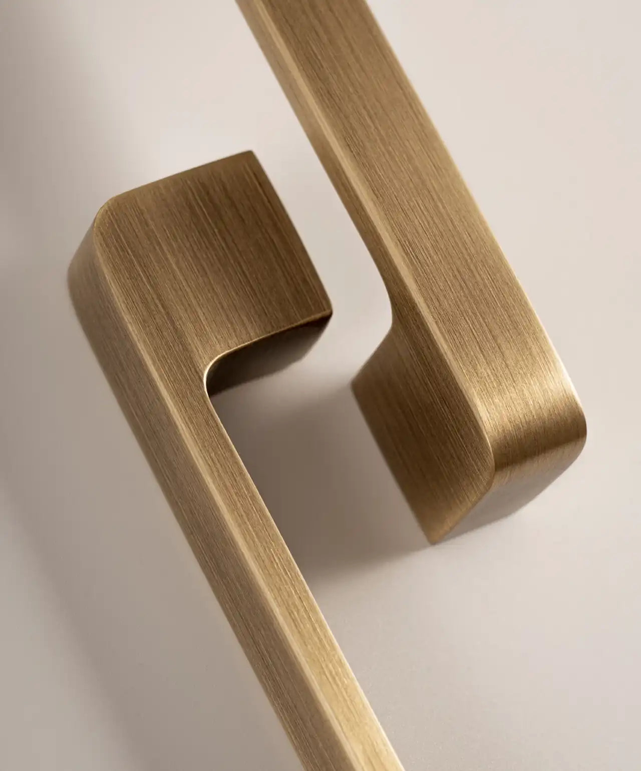 ELDAR Antique Brass Kitchen & Cabinet Handles