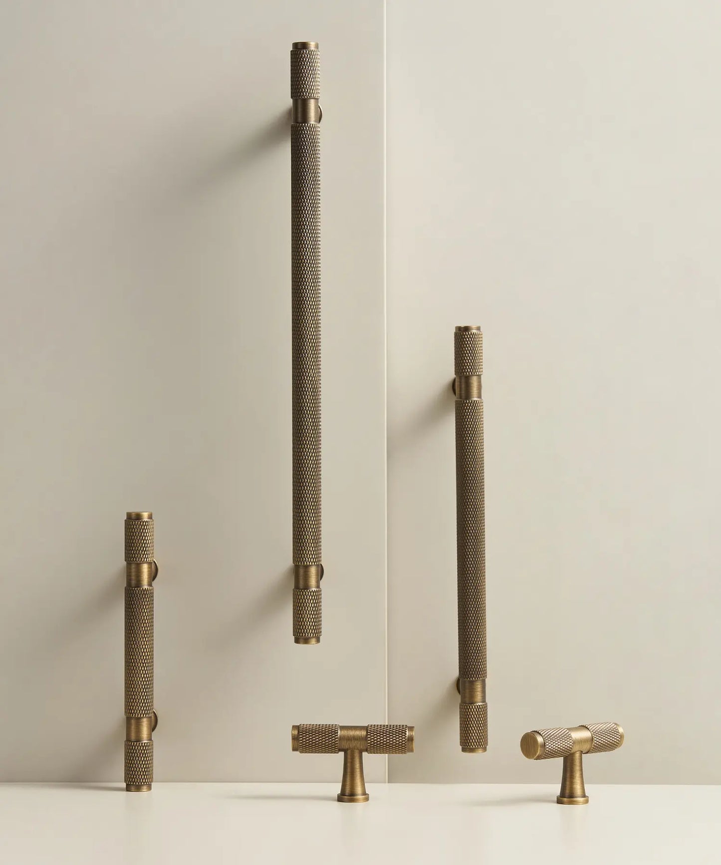 HEXIRA Brass Knurled Kitchen & Cabinet Handles