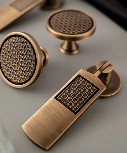 MANTRA Solid Brass Pendant Cabinet Pull Handle