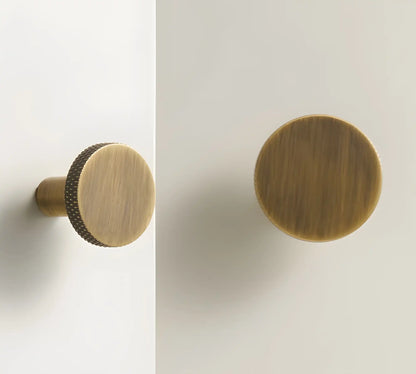MORIAH Knurled Solid Brass Knob
