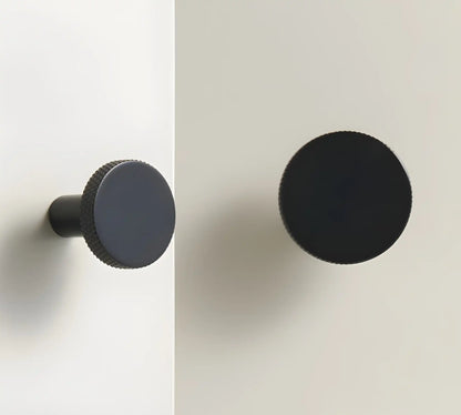 MORIAH Knurled Solid Brass Knob
