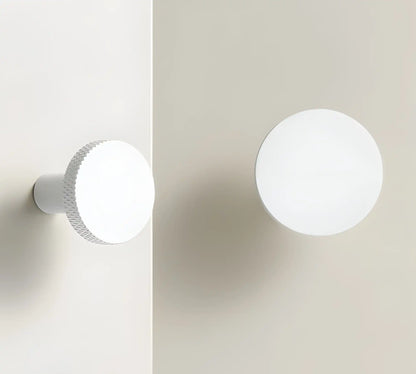 MORIAH Knurled Solid Brass Knob