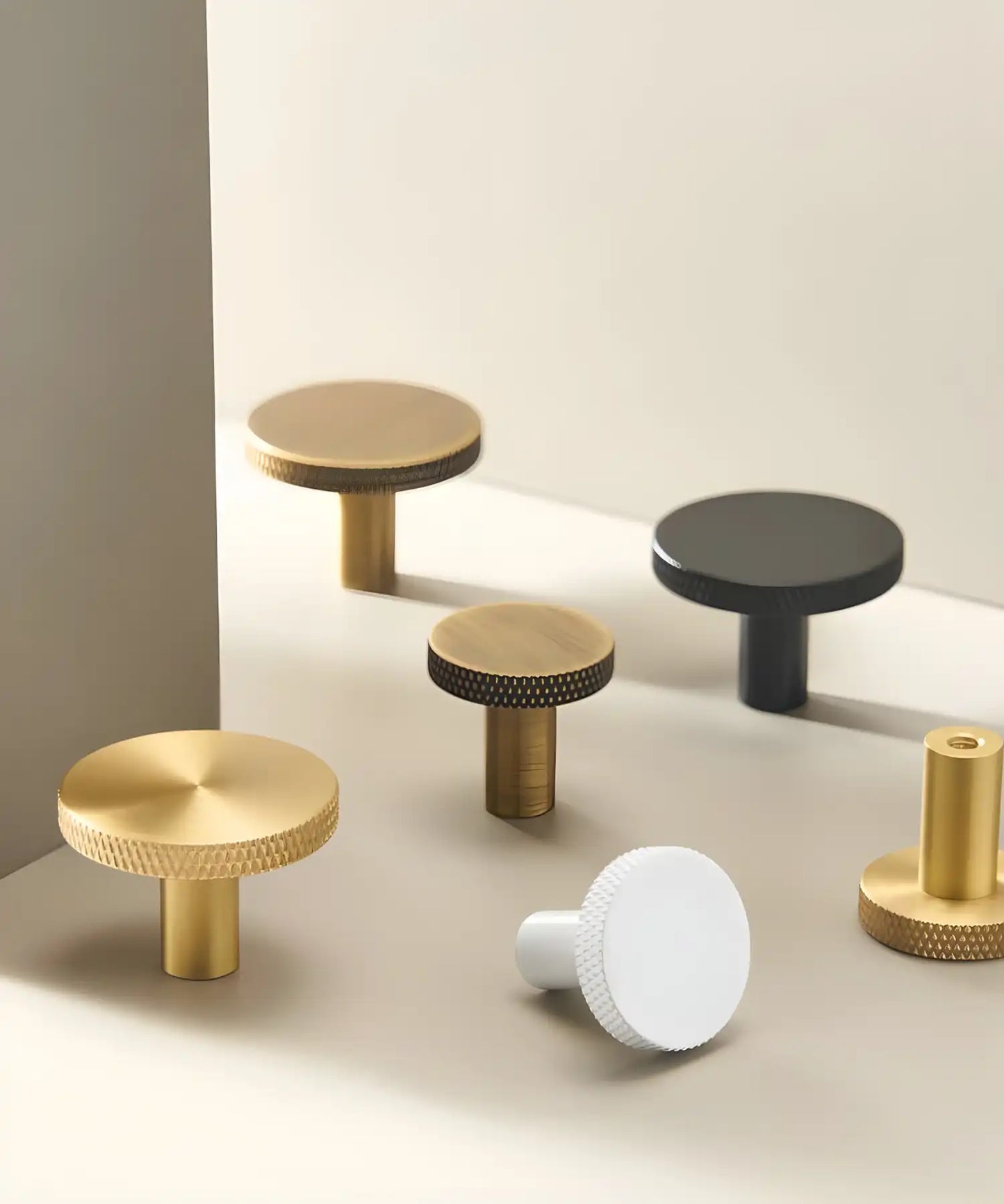 MORIAH Knurled Solid Brass Knob