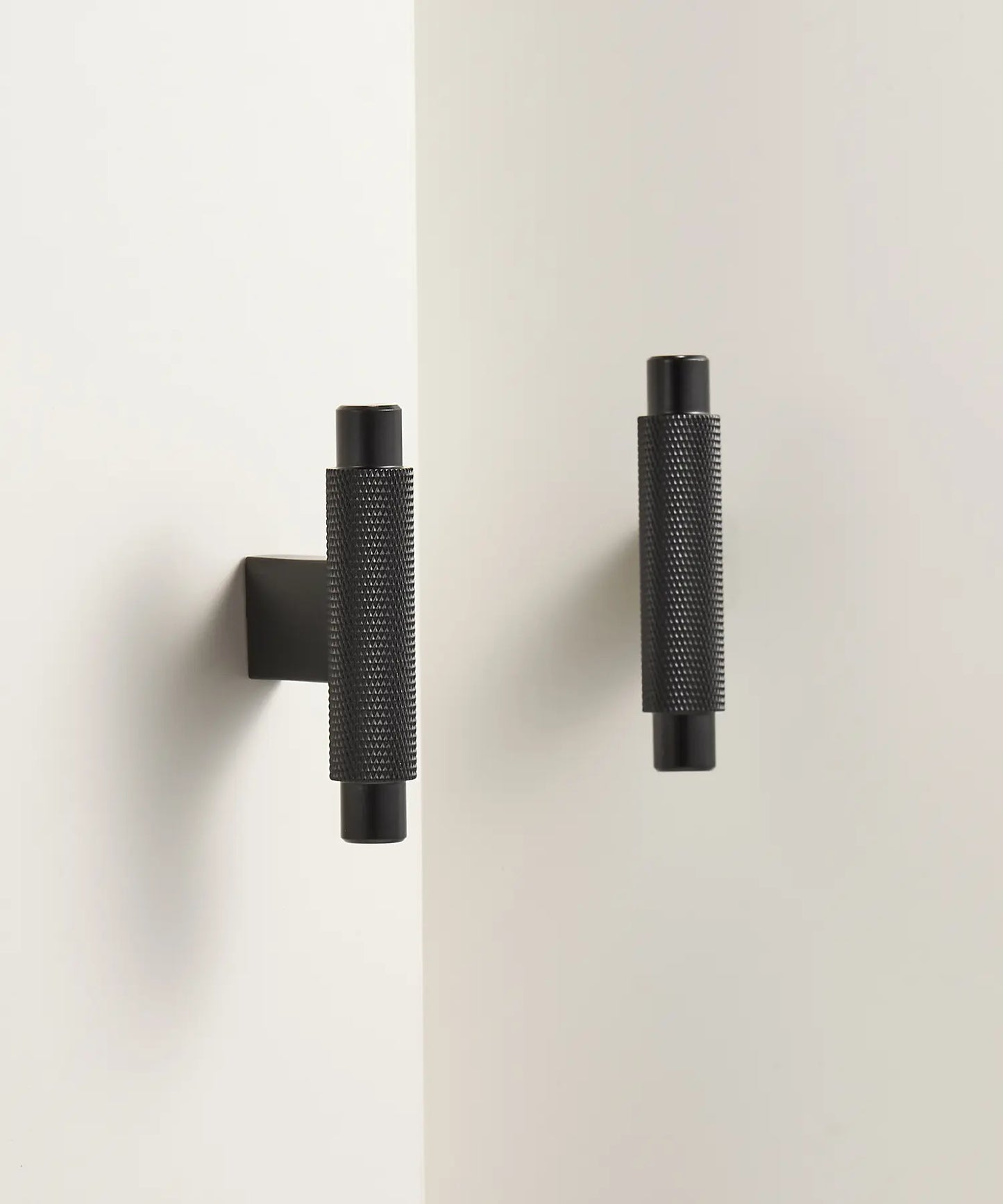 URBANO Solid Brass Knurled T-Bar Handle
