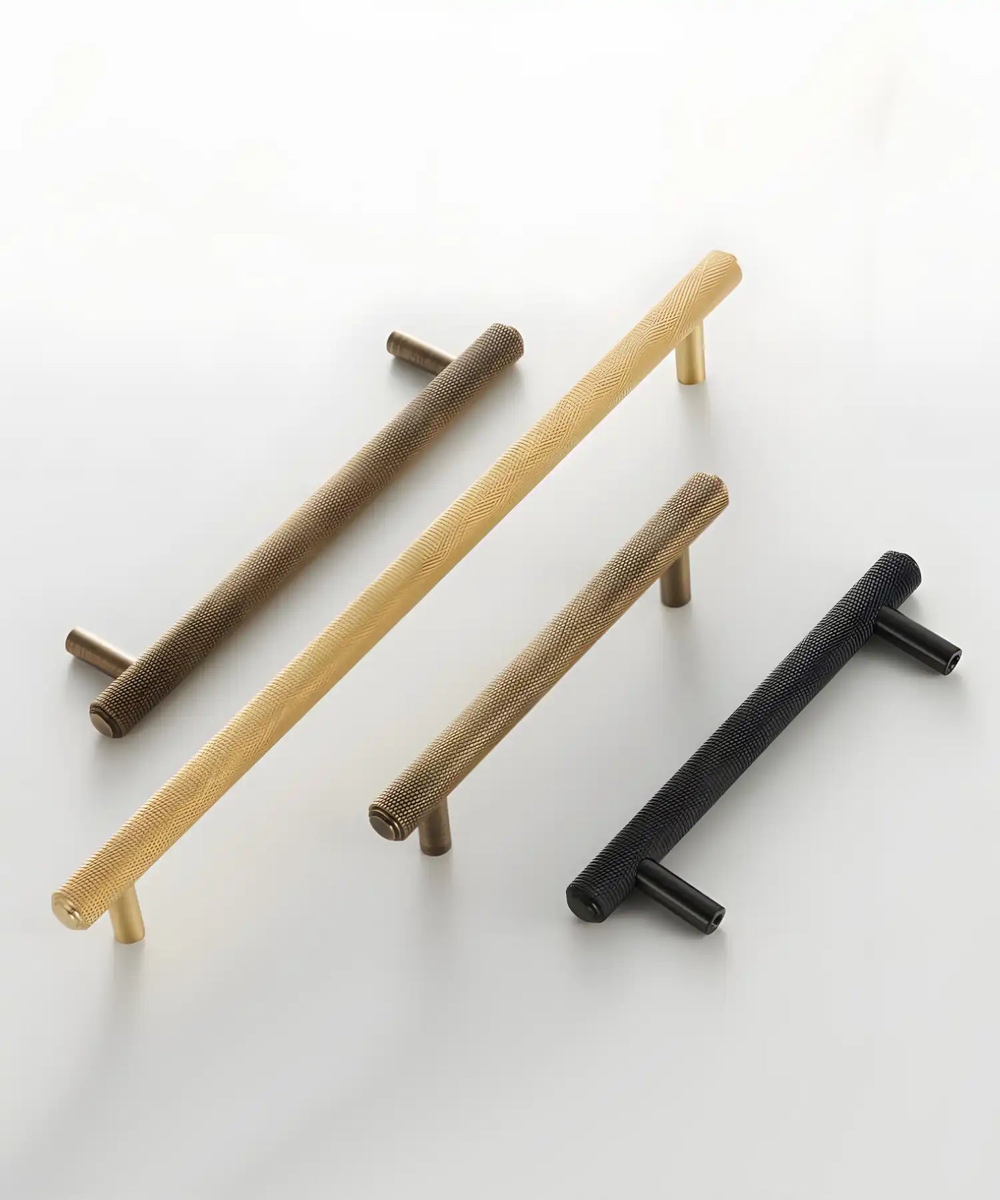 VELARA Knurled Solid Brass Kitchen & Cabinet Handle