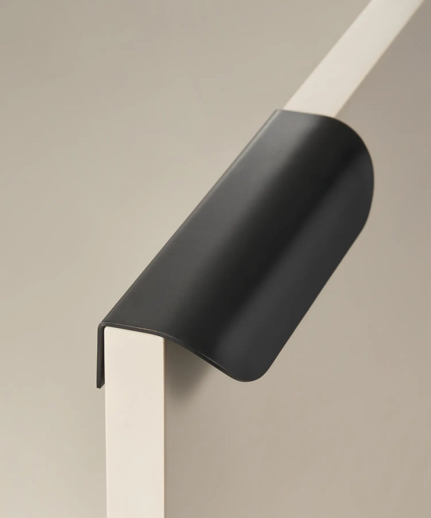 VELONA Solid Brass Edge Cabinet & Drawer Pull Handle