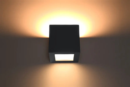 LEO Ceramic Wall Light