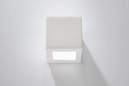 LEO Ceramic Wall Light