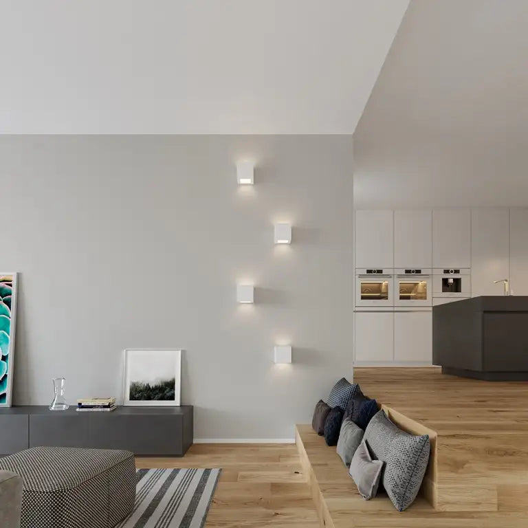LEO Ceramic Wall Light
