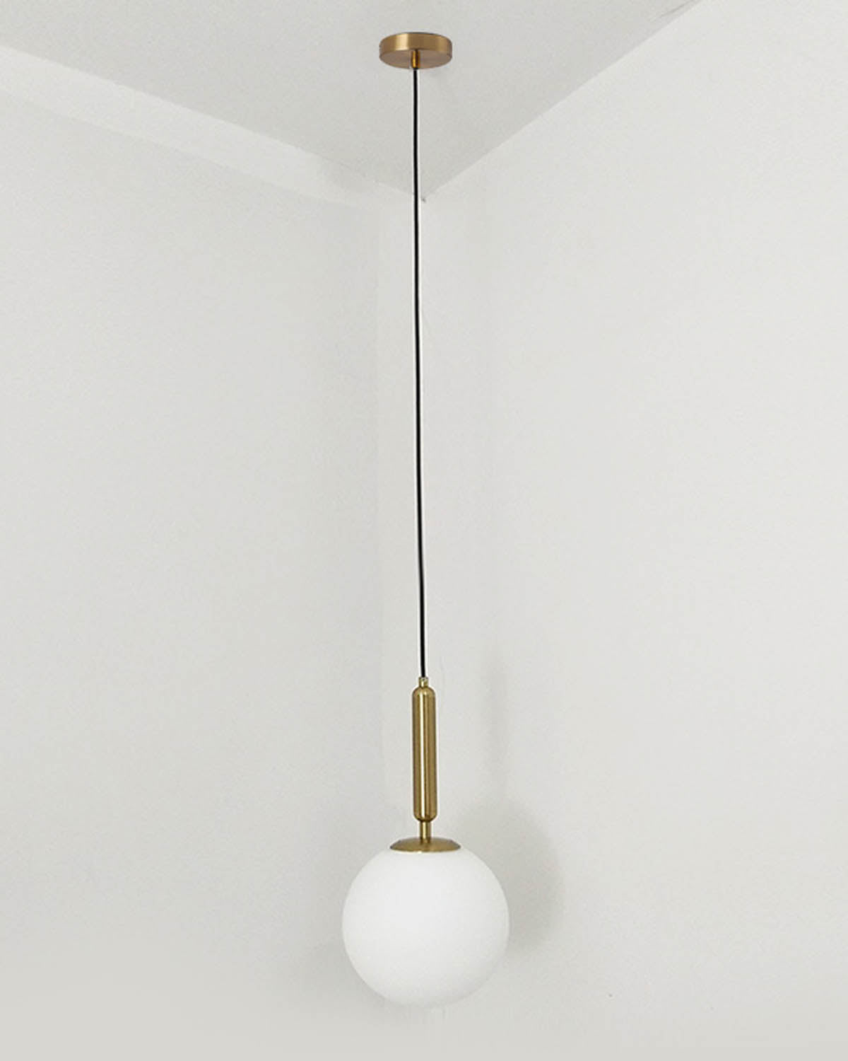 LUNA Glass Pendant Light