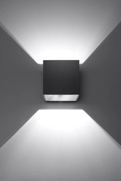 QUAD Wall Light