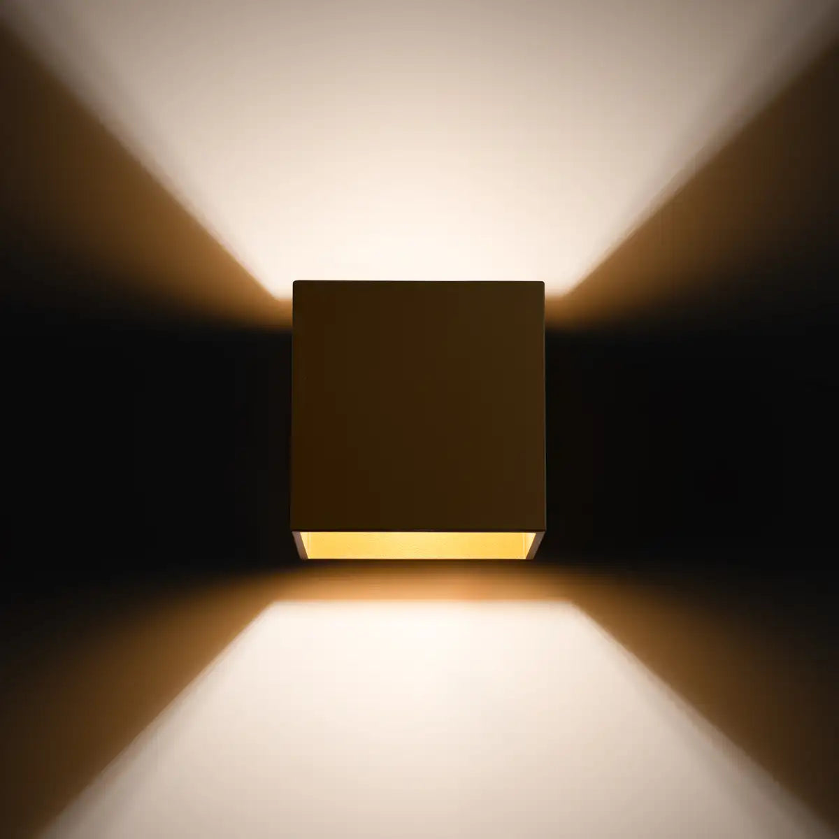 QUAD Wall Light