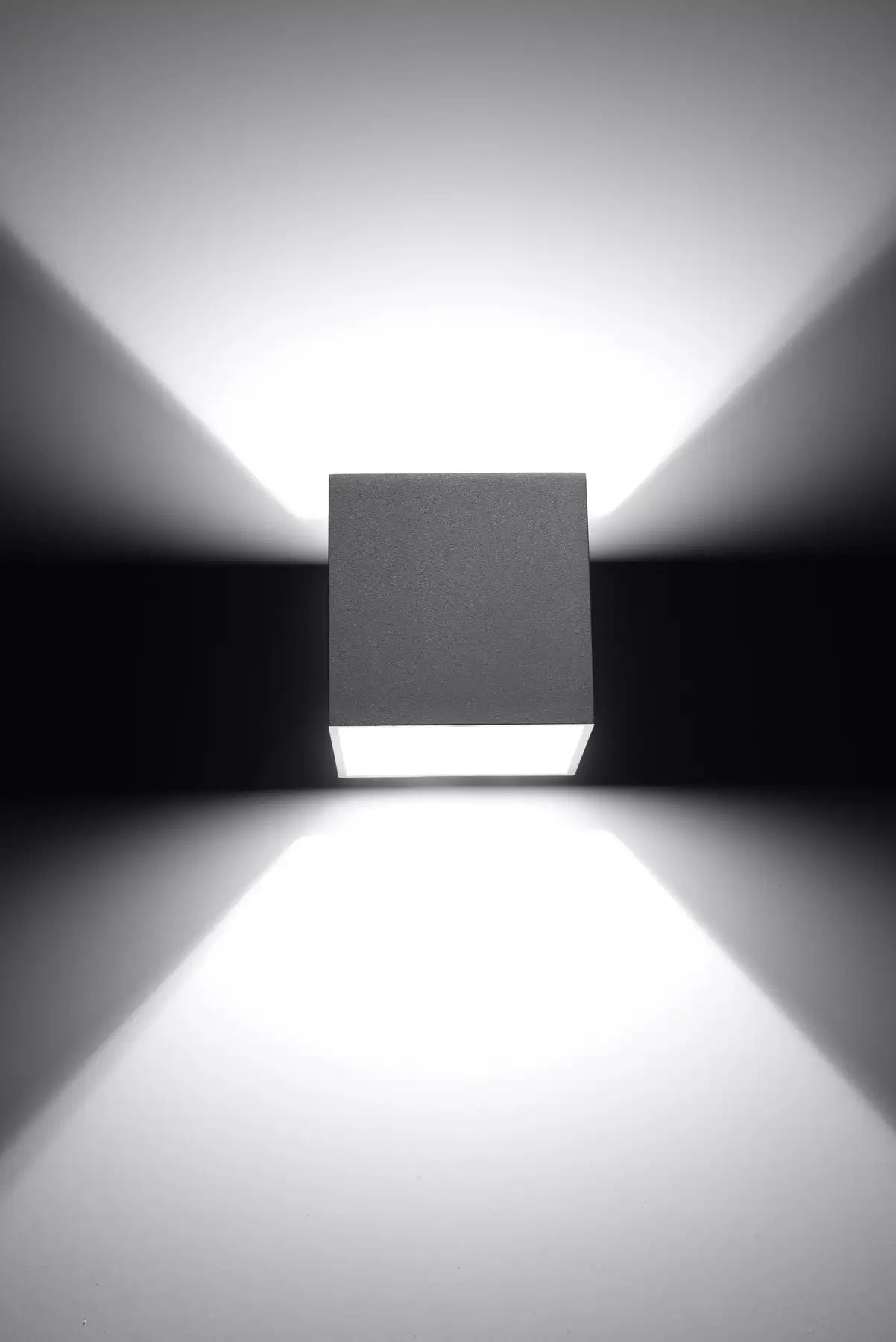 QUAD Wall Light