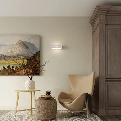 VEGA LINE Ceramic Wall Light