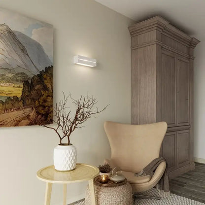 VEGA LINE Ceramic Wall Light