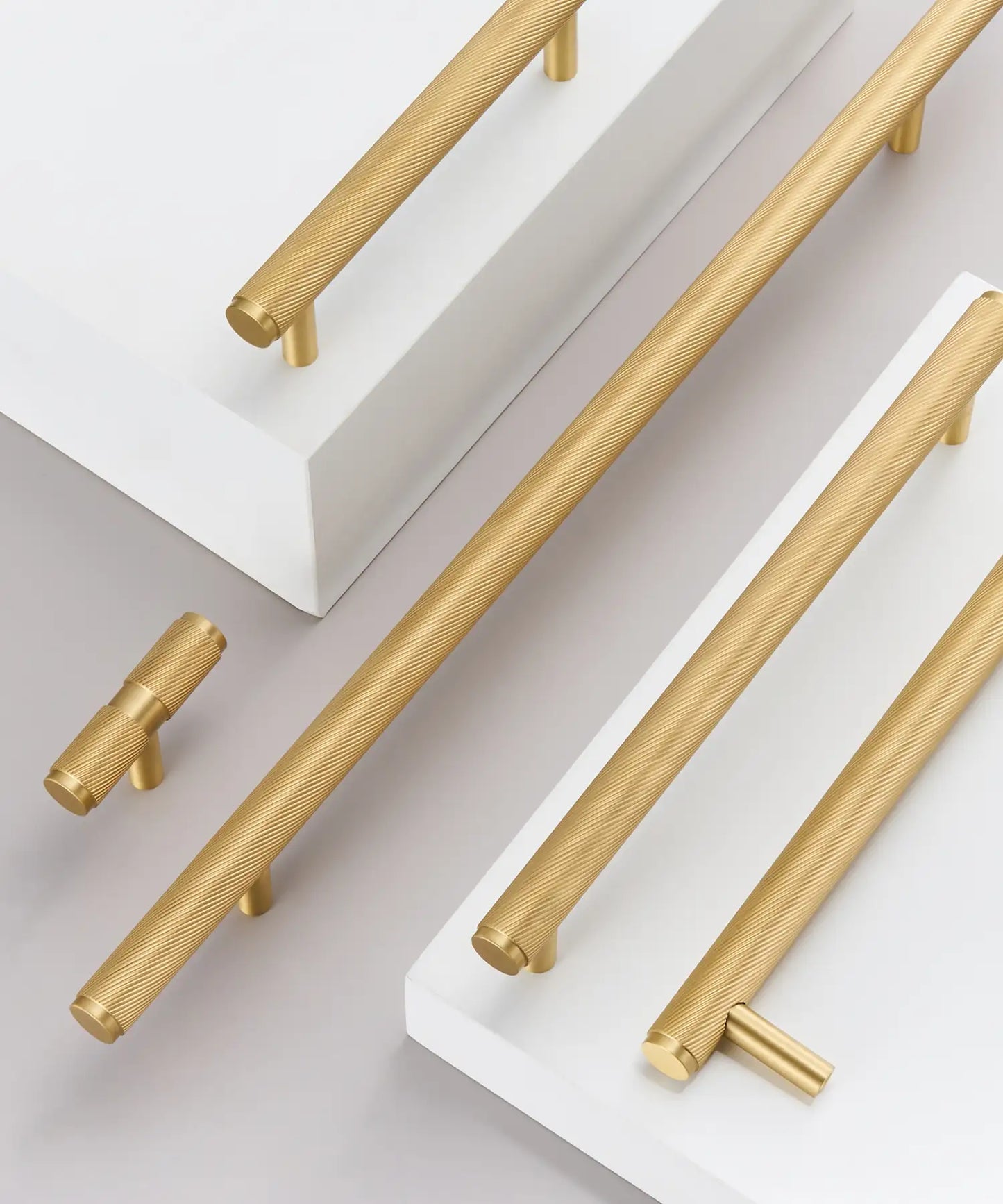 VORTICE Solid Brass Knurled Kitchen & Cabinet Handle