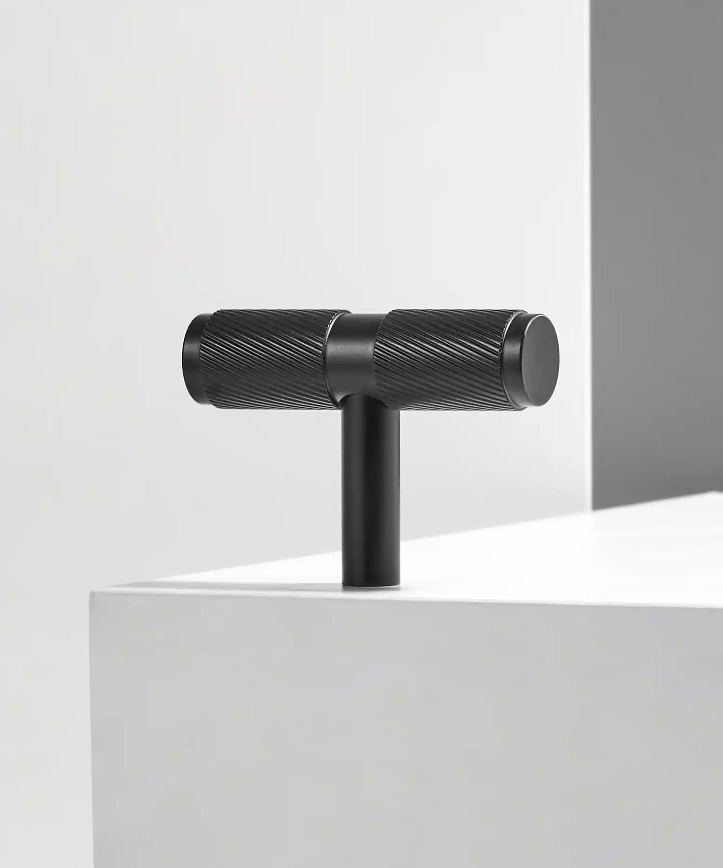 VORTICE Solid Brass T-bar handle